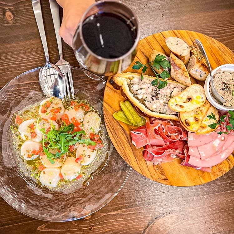 Bistro Oriens
