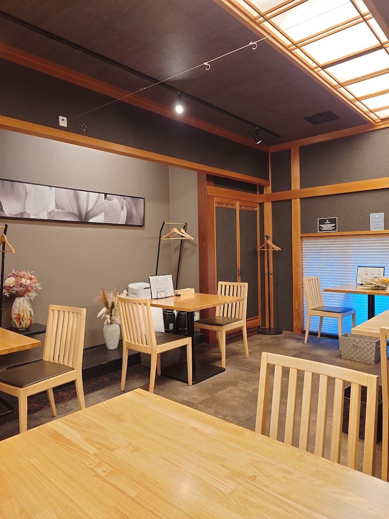 和モダン Bistro Calme