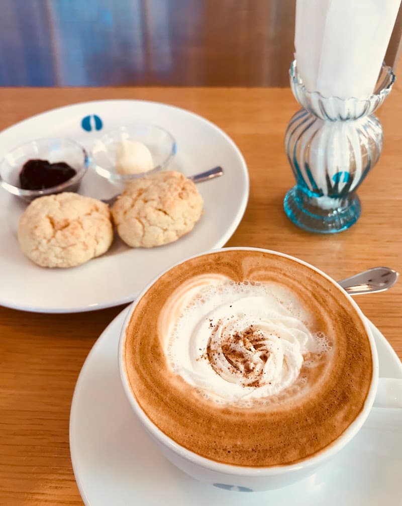 仲小路コーヒー&ワインの店内・料理の写真 2枚目