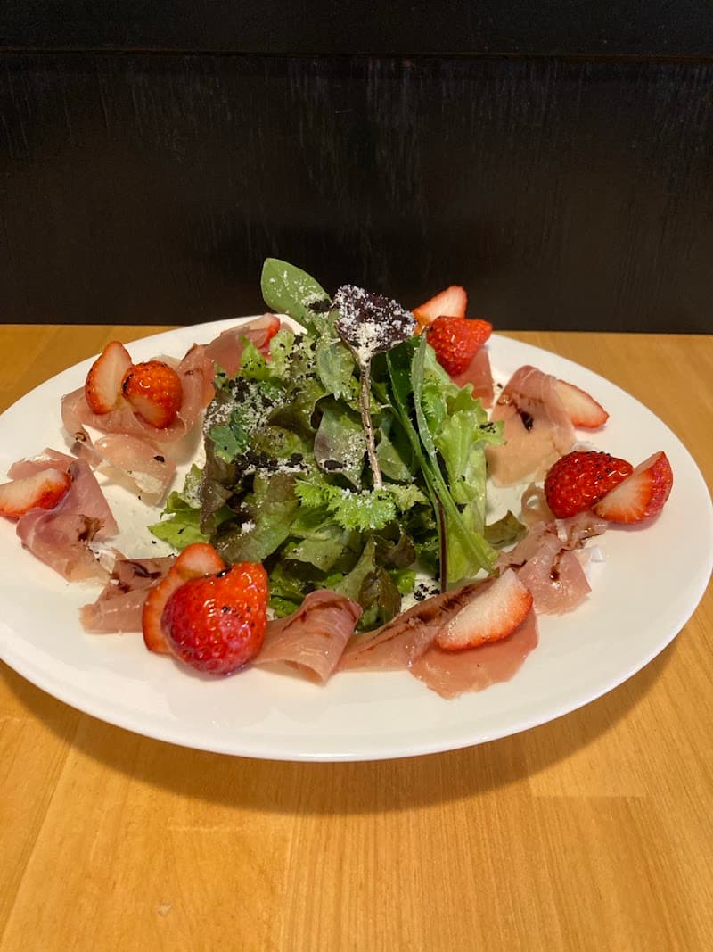 Bistro Pas à pas ビストロ パザパの店内・料理の写真 2枚目