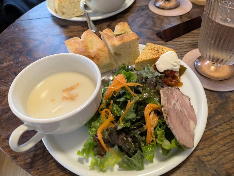 antica bar Repit アンティカ バール レピの店内・料理の写真 3枚目