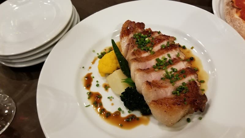 ワインバー ポワンルージュの店内・料理の写真 2枚目