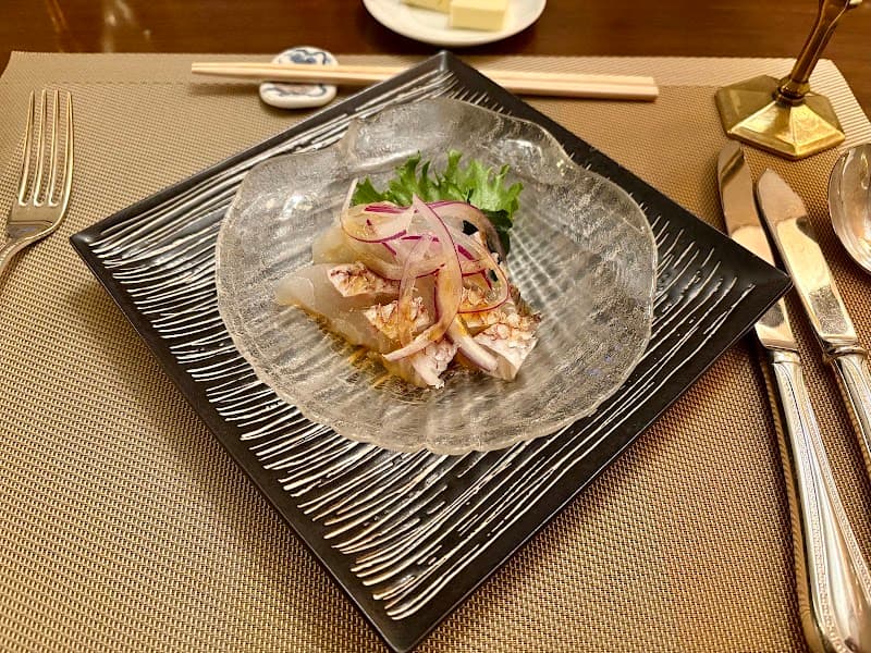 シェ・Yamatoの店内・料理の写真 2枚目