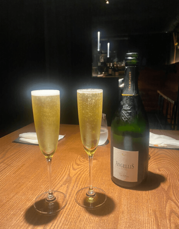 WINEBAR YORUYA（ワインバーヨルヤ）の店内・料理の写真 2枚目