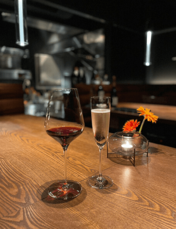 WINEBAR YORUYA（ワインバーヨルヤ）の店内・料理の写真 3枚目