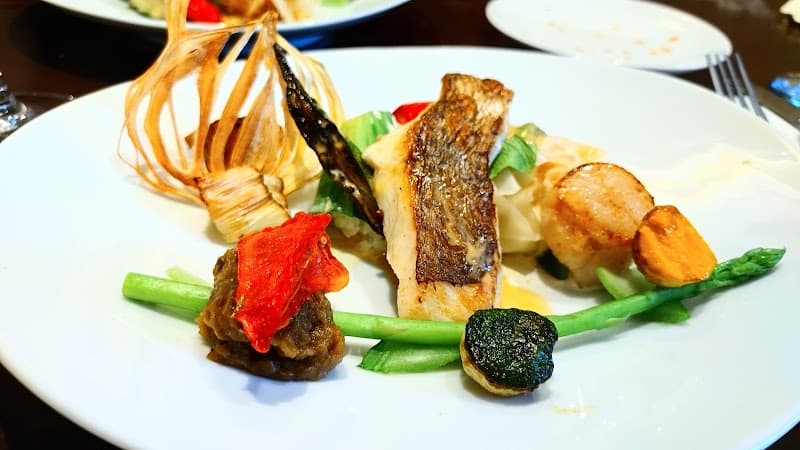 Bistrot du POUPETON ビストロ ププトンの店内・料理の写真 2枚目