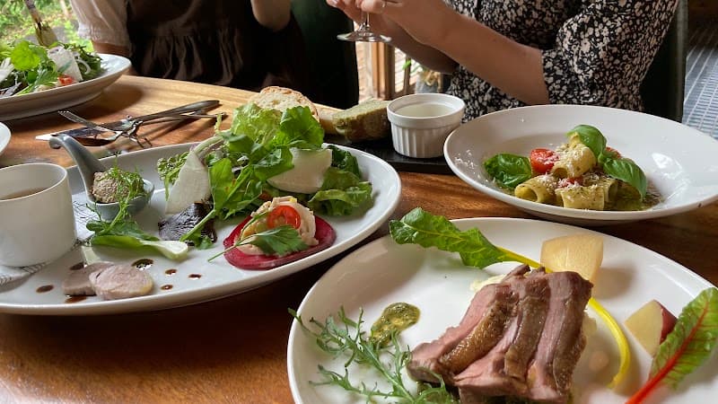 cafe&bistro kinone ni;kizasu. 木の根 に萌す。の店内・料理の写真 2枚目