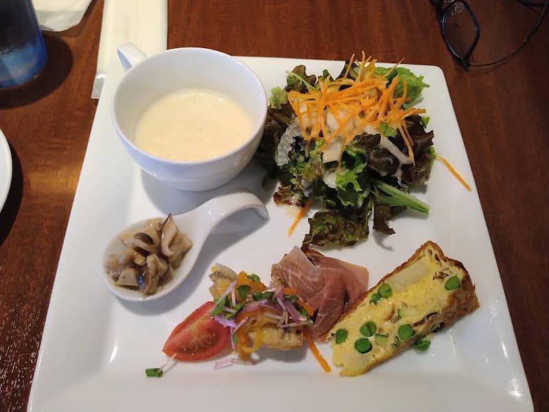 ビストロ・ア・ターブルの店内・料理の写真 3枚目
