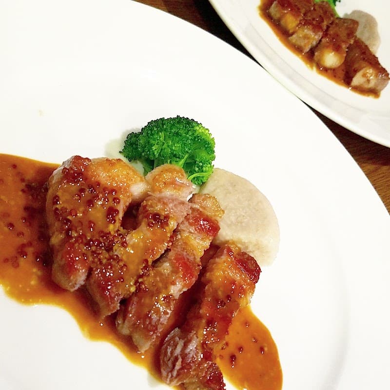 ビストロ アーシュ・エムの店内・料理の写真 2枚目