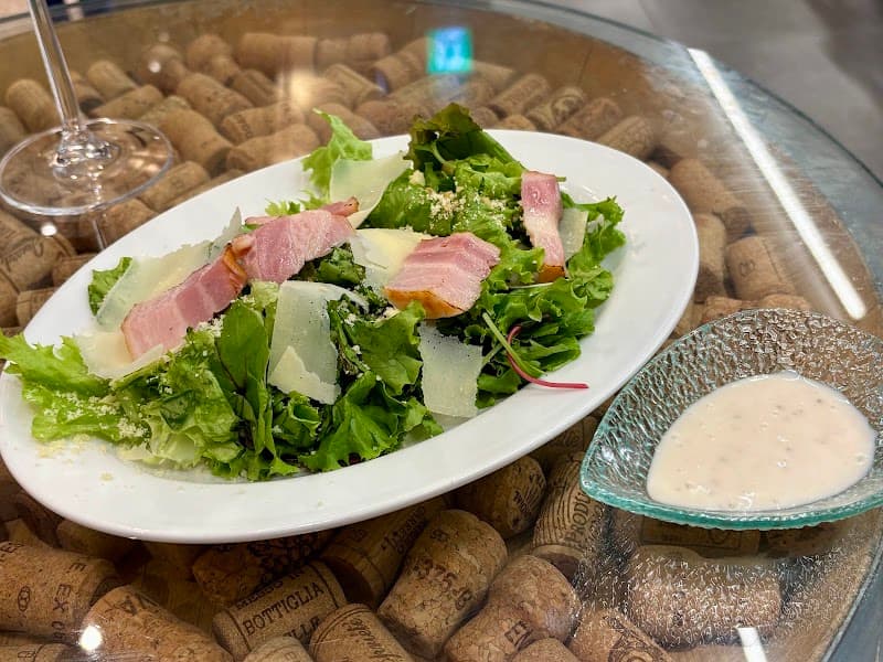 ワイン食堂 ヒノマル ミナモア広島店の店内・料理の写真 3枚目