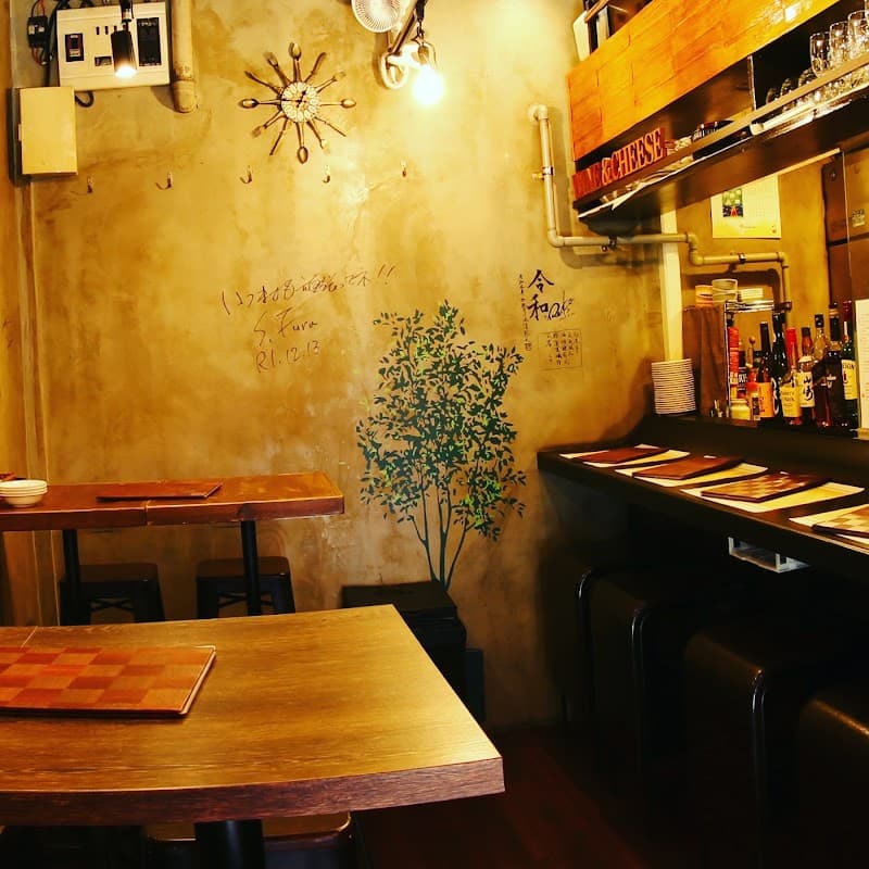 ワインとチーズのお店 kotetsu