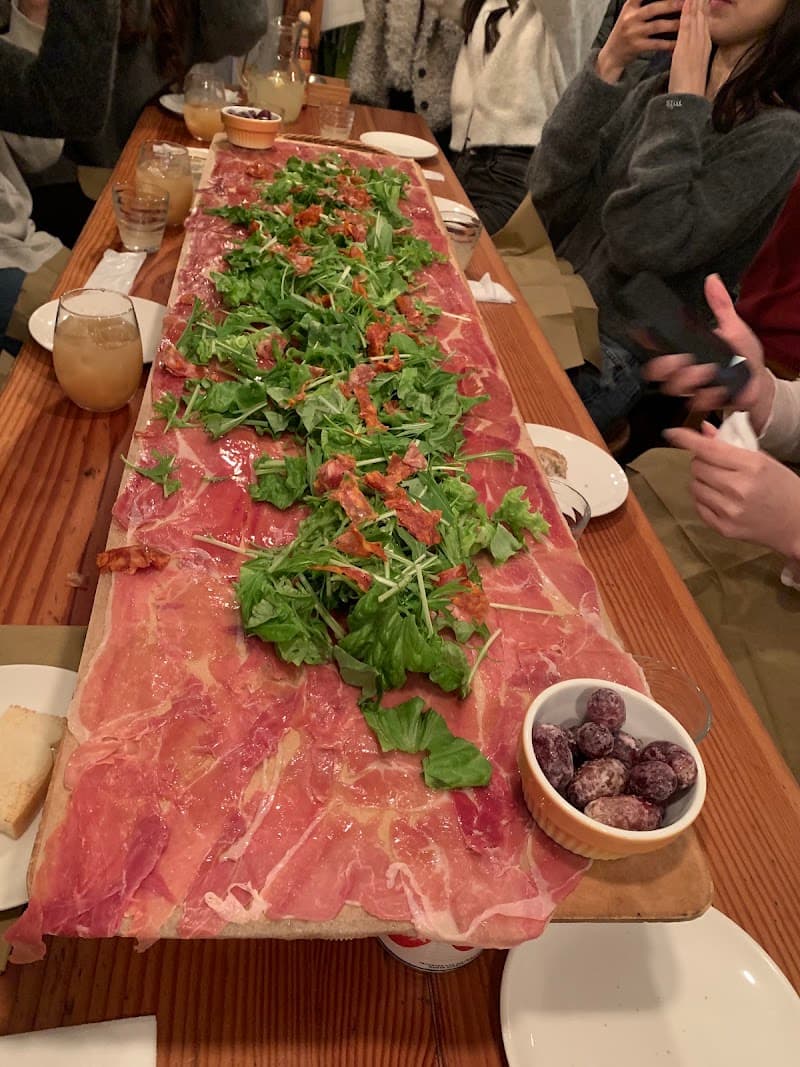ワインの酒場。ディプント天神西通り店の店内・料理の写真 3枚目