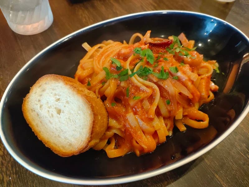 スパニッシュイタリアン酒場 SOL(ソル)の店内・料理の写真 3枚目