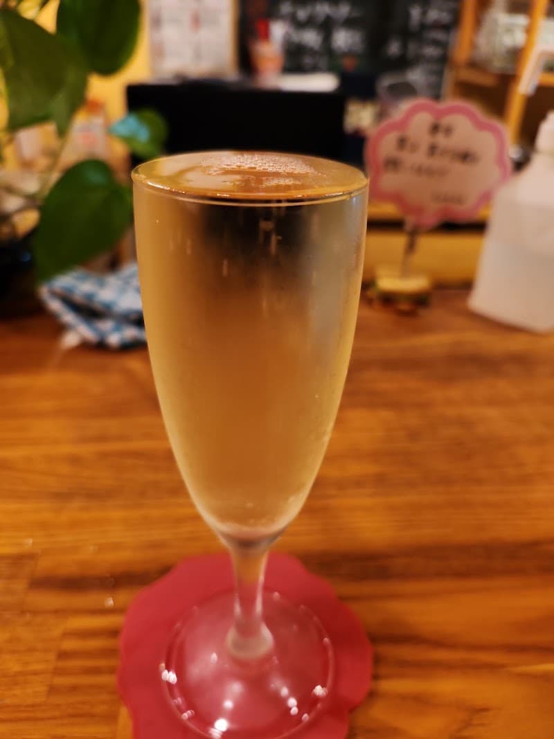 立町バルLuanaの店内・料理の写真 3枚目