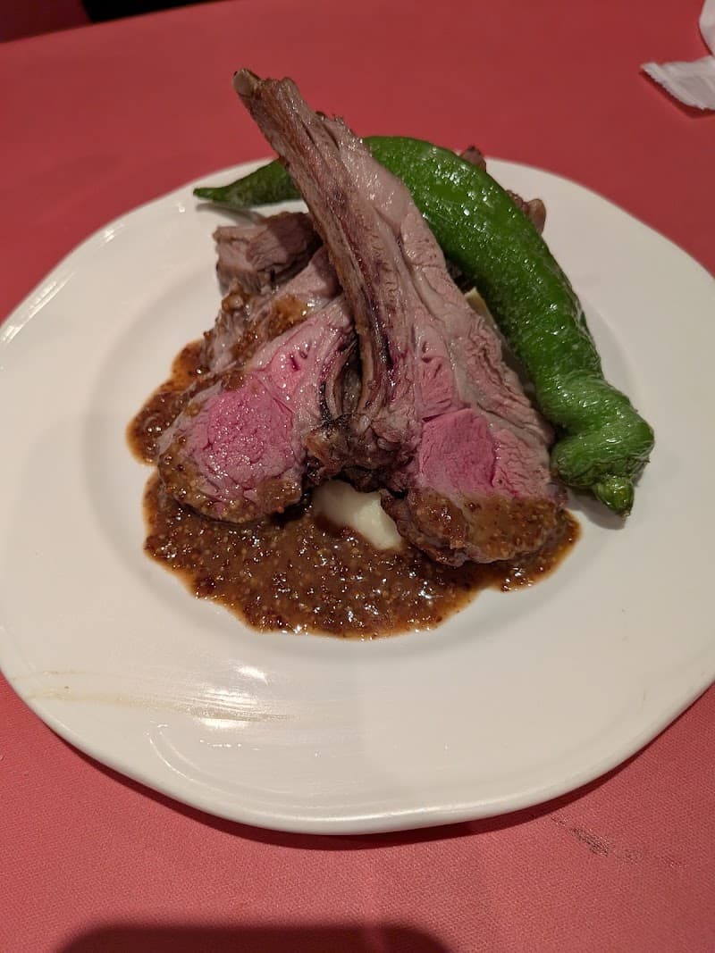 ビストロ・バル パリ4区の店内・料理の写真 2枚目
