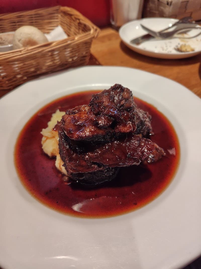 ビストロ・バル パリ4区の店内・料理の写真 3枚目