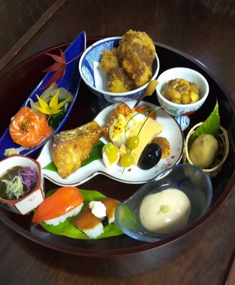 古民家レストラン鄙の店内・料理の写真 2枚目