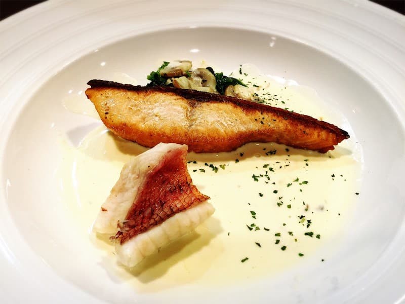 BISTRO 883(パパサン)の店内・料理の写真 2枚目