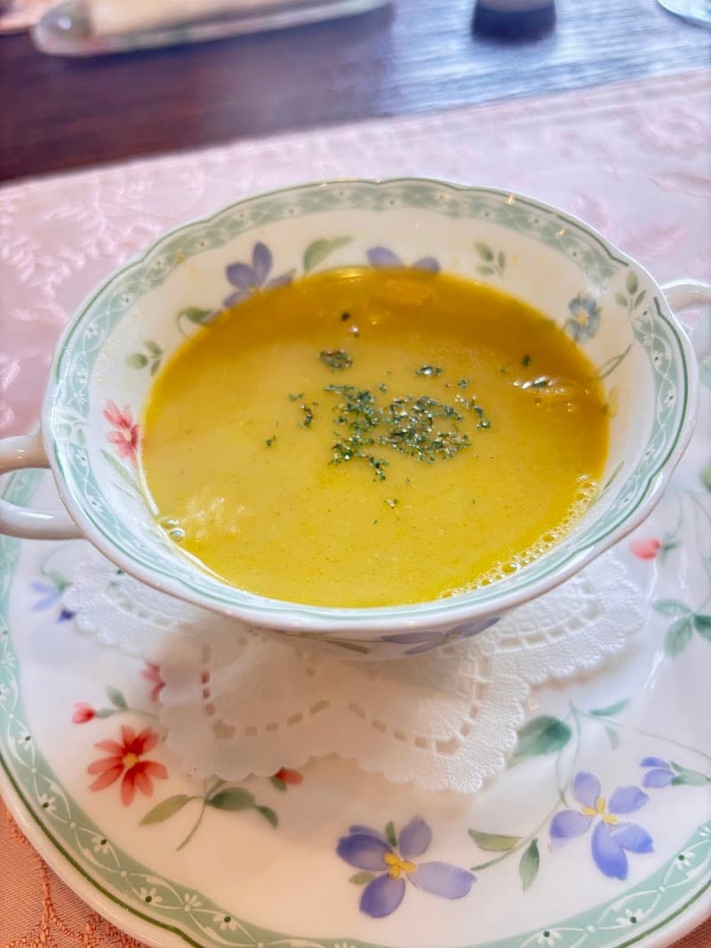ムッシュ田中の料理とワインの店VinVinの店内・料理の写真 3枚目