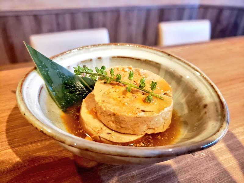 日本酒とナチュラルワイン ＫＯＵＪＩＮＡの店内・料理の写真 2枚目