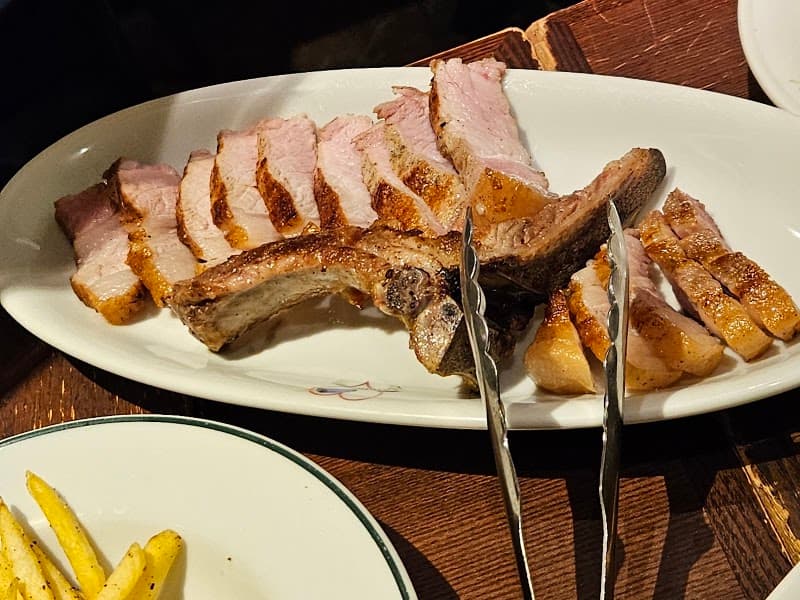 ヴァンピックル 丸の内店の店内・料理の写真 2枚目