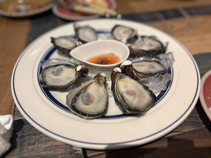 ナチュラルワインと地中海料理 BISTRO LE BANQUETの店内・料理の写真 3枚目