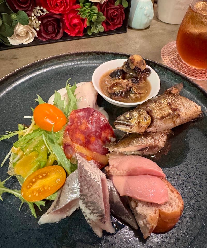 金澤テロワールの店内・料理の写真 3枚目