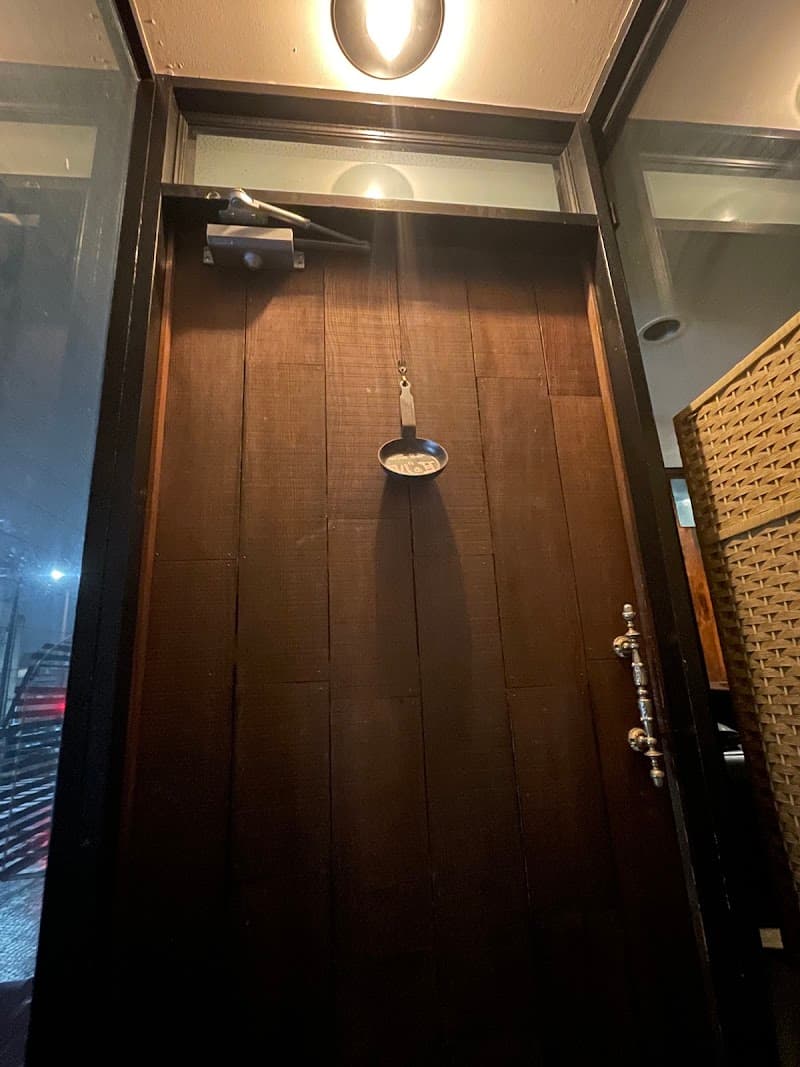 Wine Bar ロバの耳の店内・料理の写真 3枚目