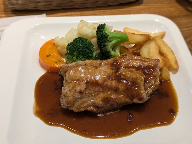 Beeftro by la coccinelleの店内・料理の写真 3枚目