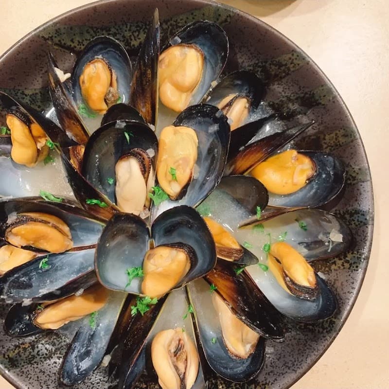 Bistroよりみち(ビストロよりみち)の店内・料理の写真 2枚目