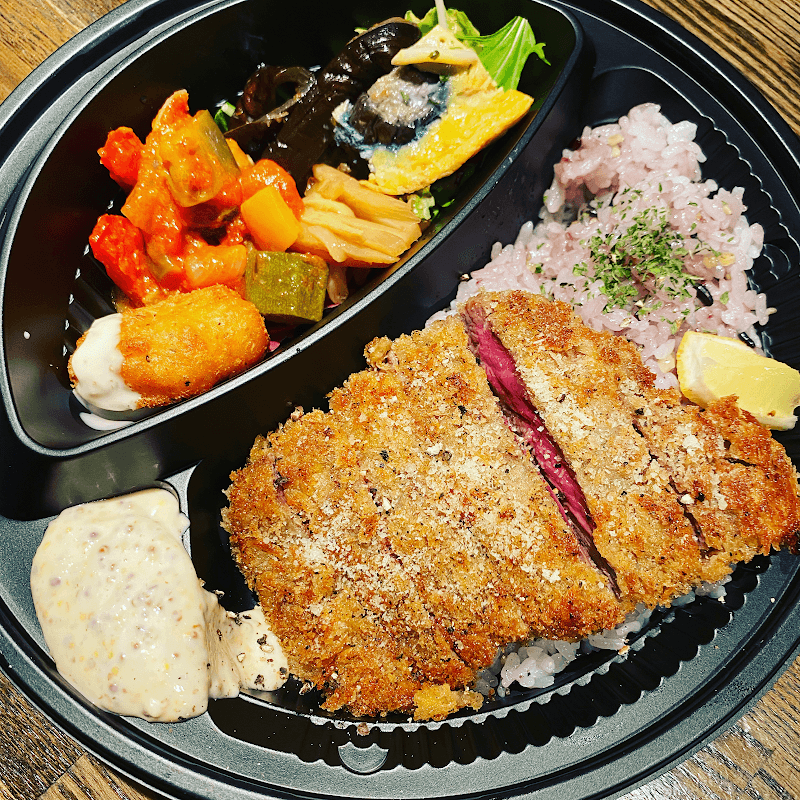 Grill & Wine DumVivaの店内・料理の写真 2枚目