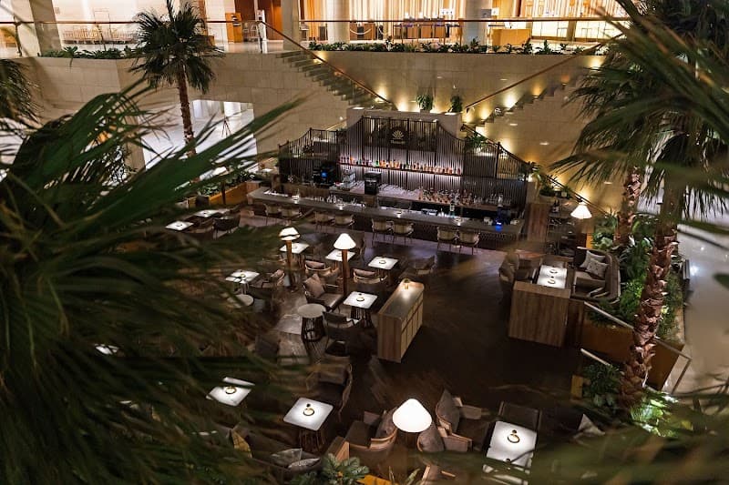 Cocktail Lounge PACIFICA