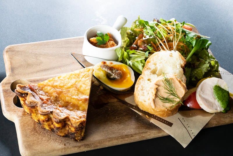 フランス家庭料理 ソロ・ミーナの店内・料理の写真 2枚目