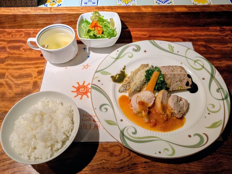 マンハッタングリル山王座の店内・料理の写真 2枚目