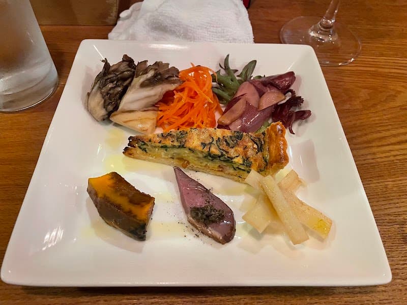 ワインと料理 びすとろジョバンの店内・料理の写真 3枚目