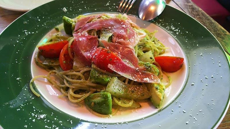 ピッツェリアバール イプシロンの店内・料理の写真 2枚目