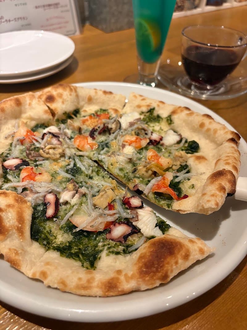 Taverna Tirabooの店内・料理の写真 2枚目