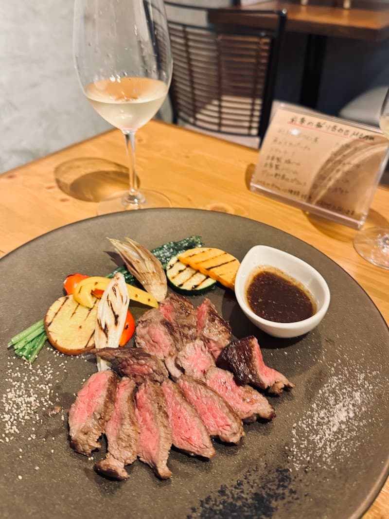 Taverna Tirabooの店内・料理の写真 3枚目