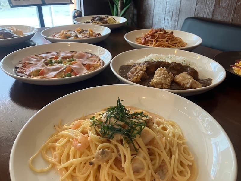 Bar Tsushi(バル ツシ)の店内・料理の写真 2枚目