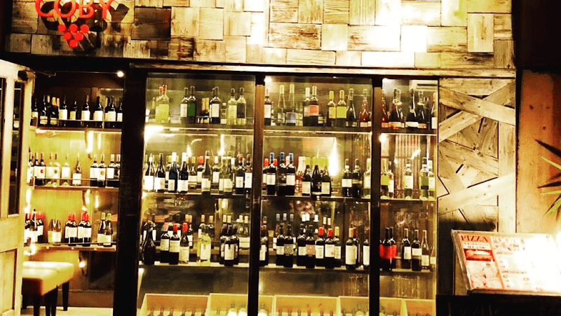 PIZZA & WINE BAR COBY