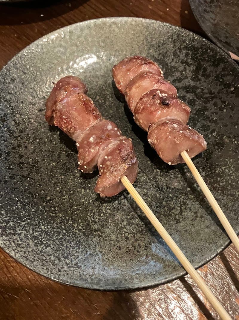 炭火焼き鳥 しげおやじの店内・料理の写真 3枚目