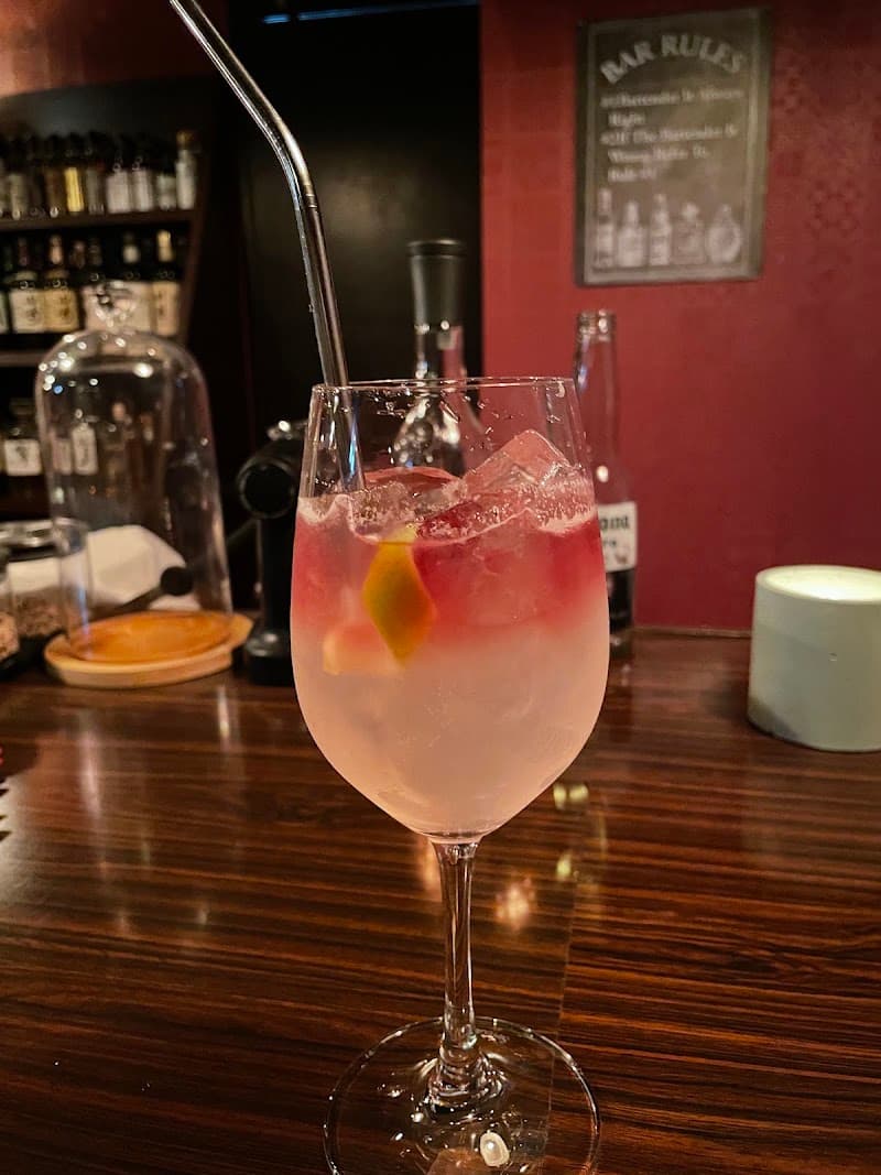 BAR RED RAVENの店内・料理の写真 2枚目