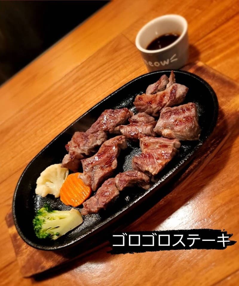 Geniusカフェ·タパス·バルの店内・料理の写真 2枚目