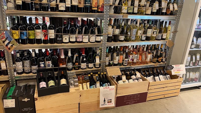WINE SHOP MARCOMAR (マルコマール) EBRI店の店内・料理の写真 3枚目