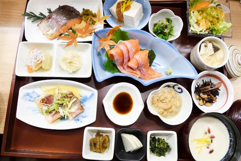 味賞 三朝屋の店内・料理の写真 2枚目