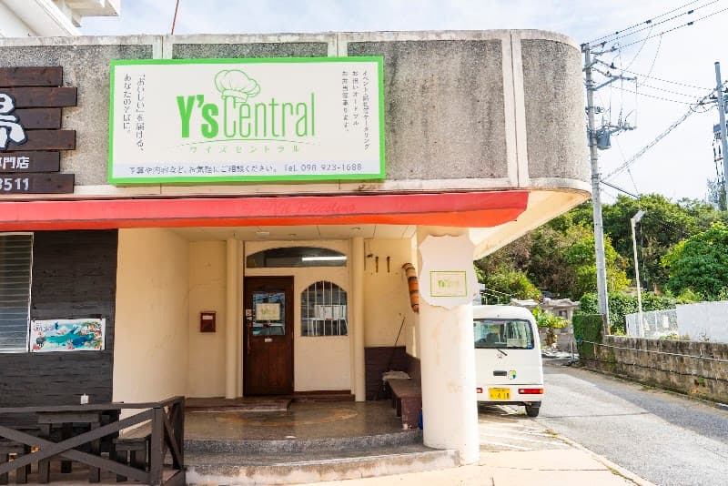 ワイズセントラルの店内・料理の写真 1枚目