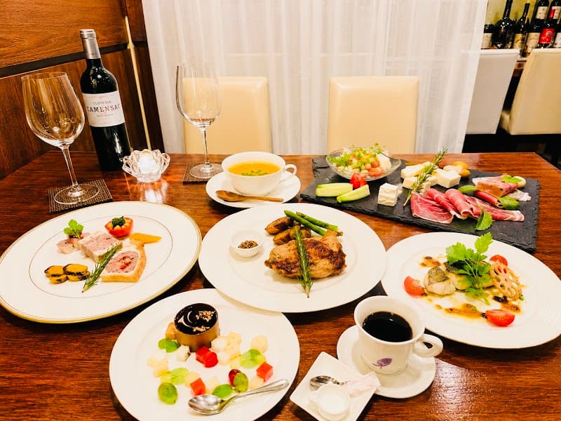 柏 ダイニングバー LOTUSの店内・料理の写真 2枚目