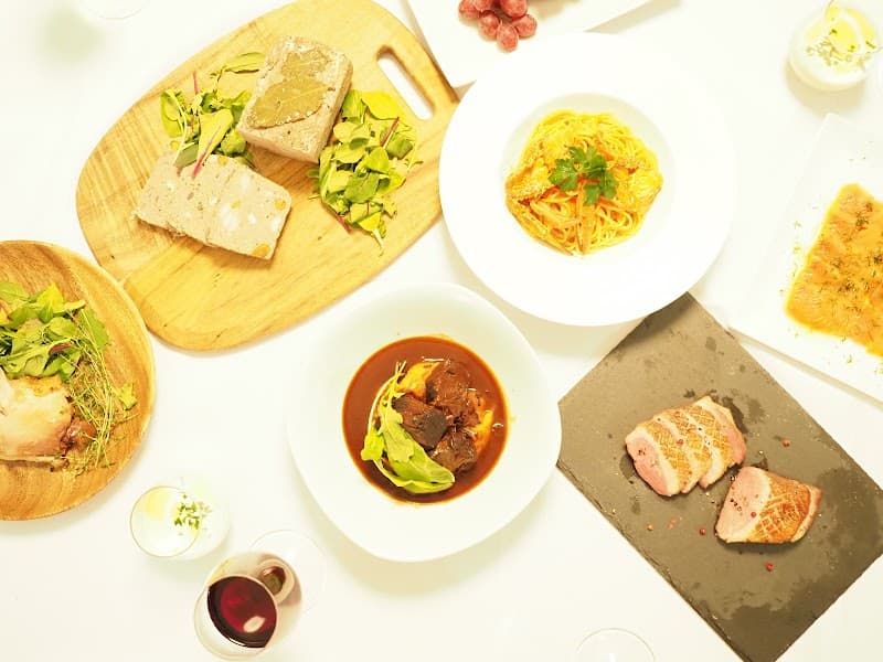 洋食バル エイルの店内・料理の写真 2枚目