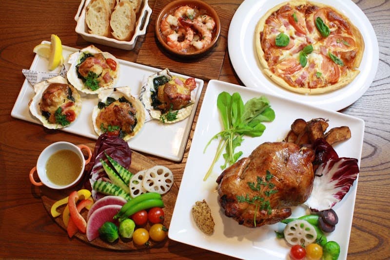 木倉町バル ランプの店内・料理の写真 2枚目