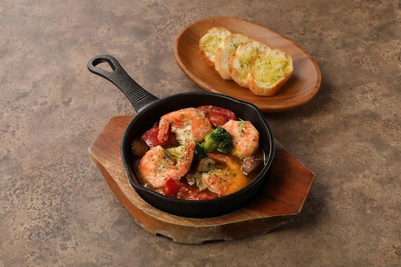 SHRIMP&WINE Crevetteの店内・料理の写真 3枚目